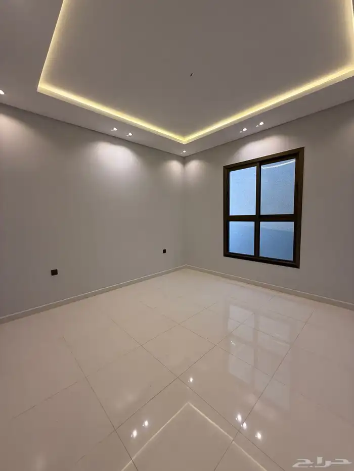 للبيع فيلا مودرن دورين وملحق ف درة الموسي مقابل ممشي الراقي 25