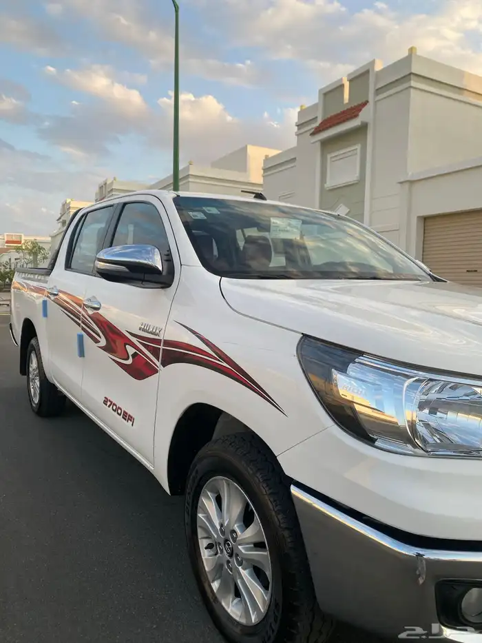 هايلوكس 2016وكاله فل كامل بدووون دبل قير عايدي مخزن 31