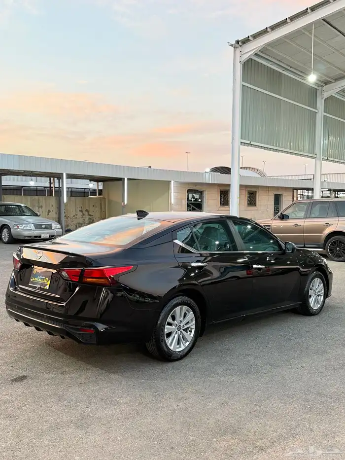 للبيع التيما 2025 ستاندر 8