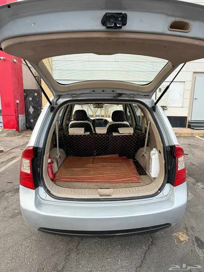 كيا كارنس 2008 6