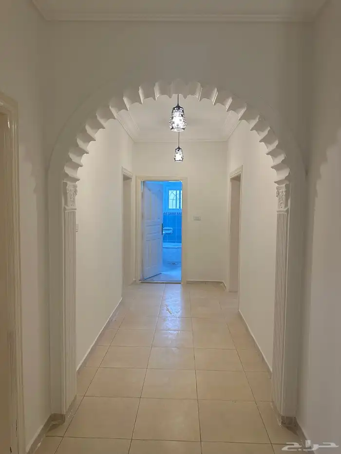 شقة للايجار حي الربوه 10