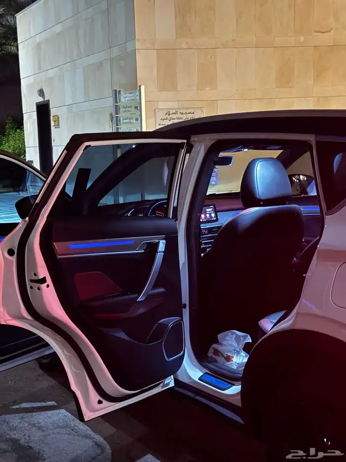 جيلي كولراي 2022 4