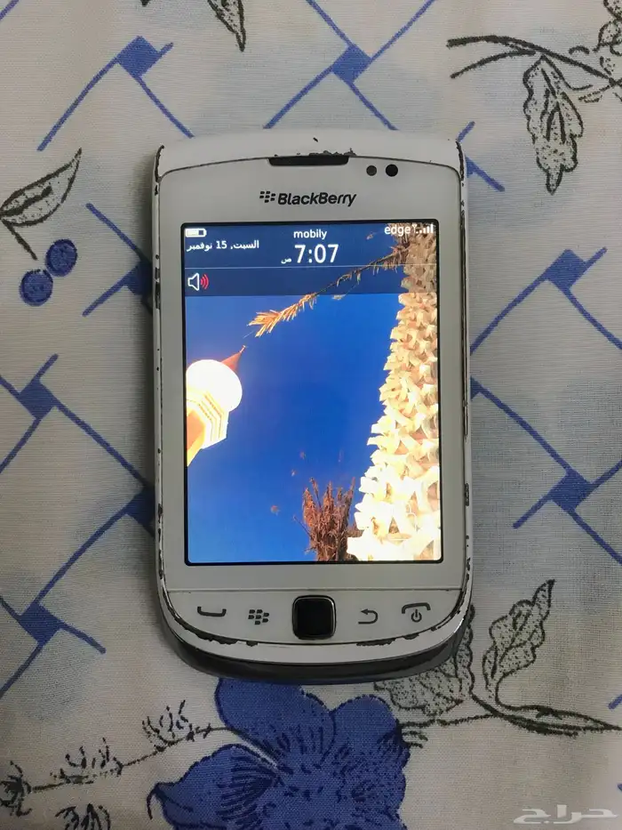 بلاك بيري تورش للبيع نظيف وشغال بحالة ممتازة 1