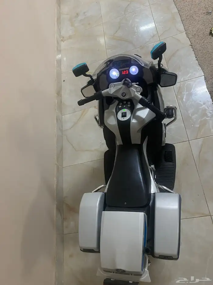 دباب أطفال شبه جديد 4