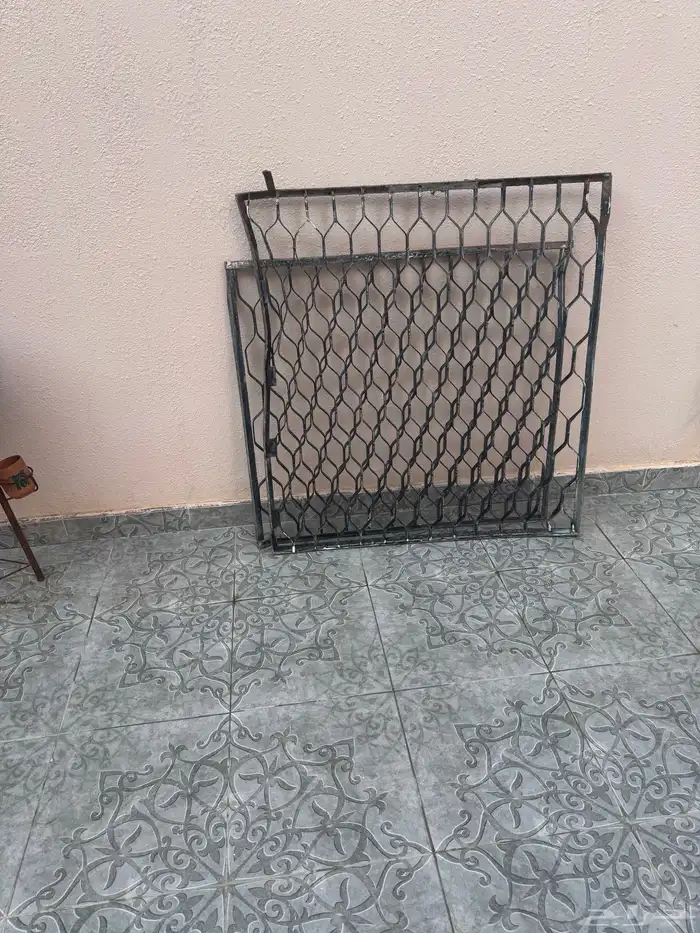 للبيع شبك نافذه 0