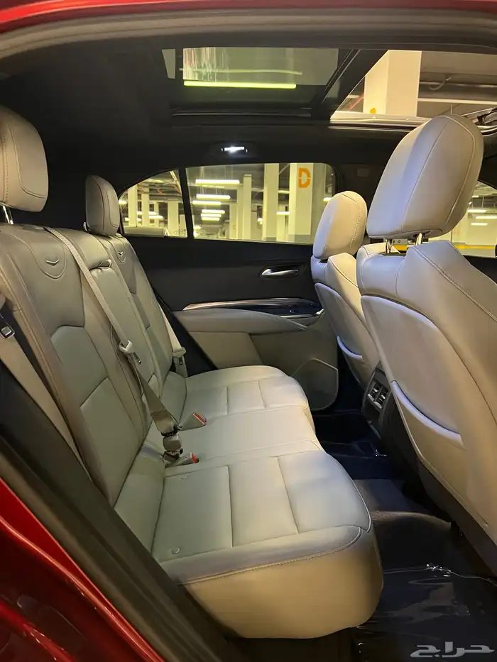 كاديلاك XT4 شبة اصفار 2023 22