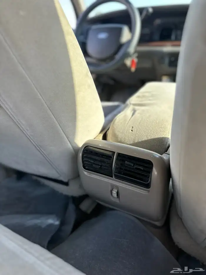 فورد فكتوريا 2006 15