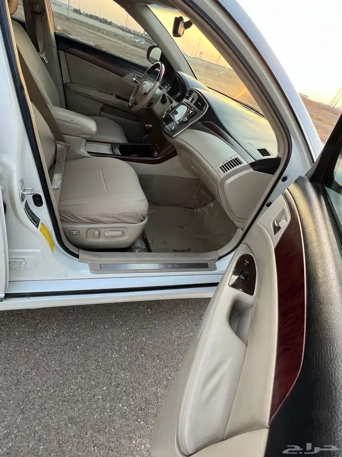 للبيع افالون مديل 2012 فل كامل سعودي شرط 20