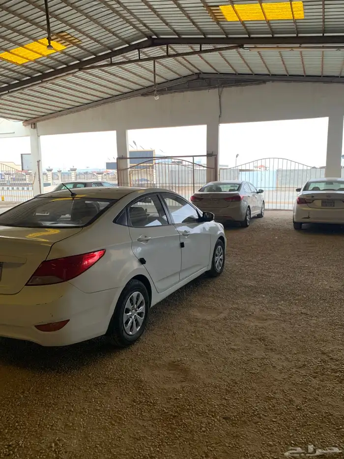 للبيع هيونداي اكسنت 2016 2