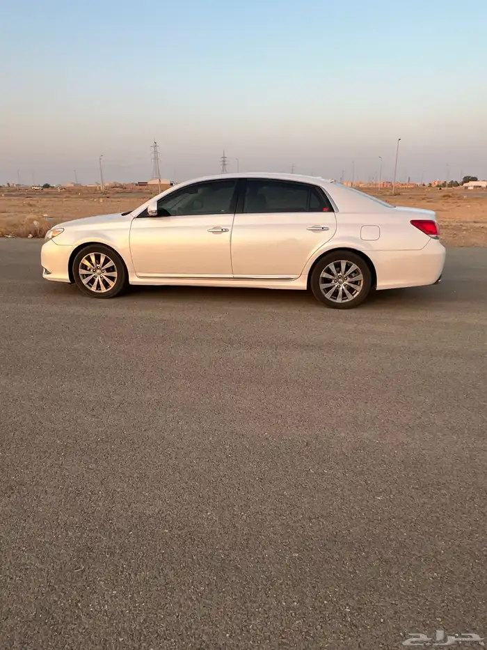 للبيع افالون مديل 2012 فل كامل سعودي شرط 9