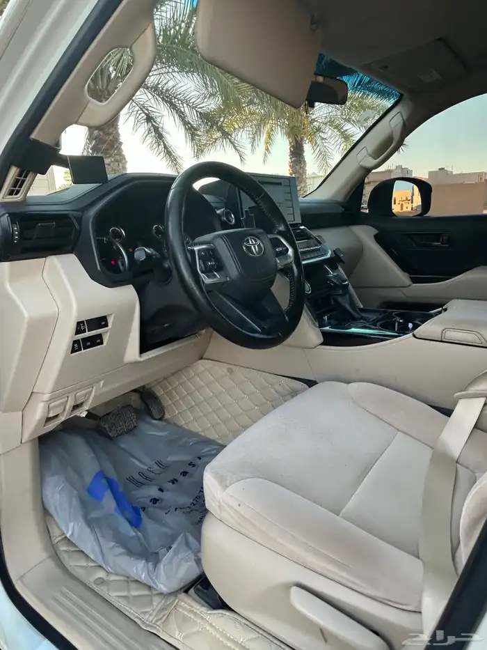 لاندكروزر GXR ديزل 2022 12