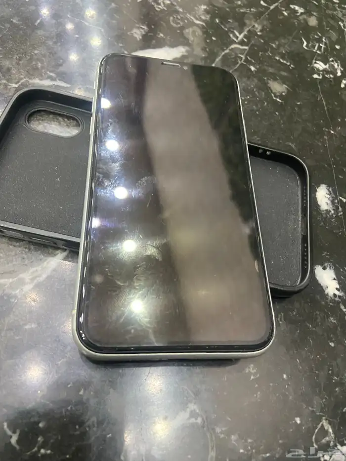 iPhone 11 عادي وiPhone XR سماعات Apple الجيل الثاني 3