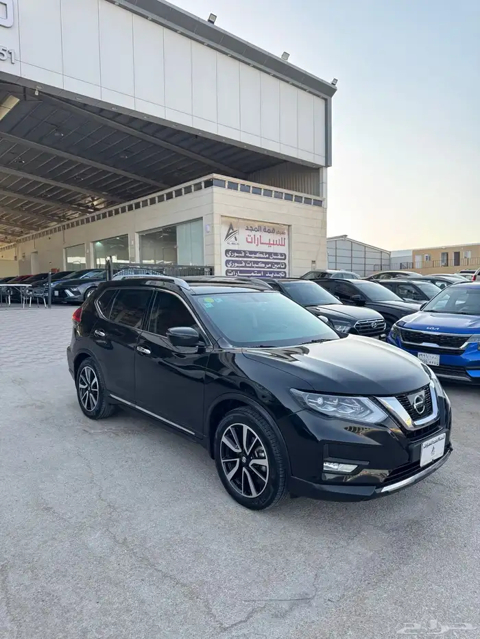 للبيع نيسان اكس تريل 2019 - فل كامل 1