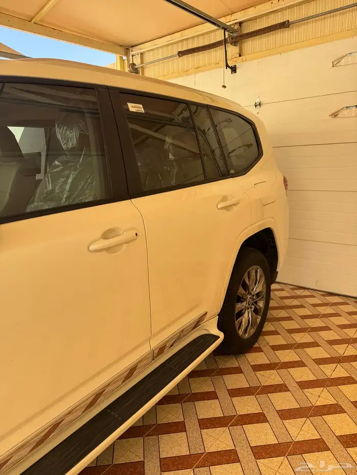 جيب لاندكروزر مديل 2024 الفئه رقم 4 18