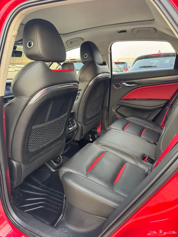 للبيع جيلي توجيلا 2021 - فل كامل بحالة الوكاله 6