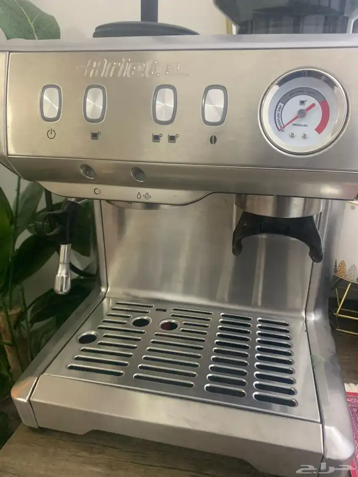 الة قهوة نظيفة 1