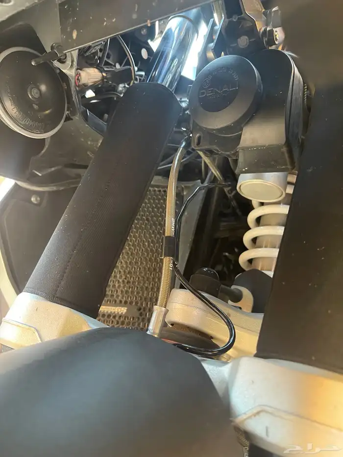 ادفنشر bmw 1250 R 2021 اصدار 40 عام لوحة مميزة 22