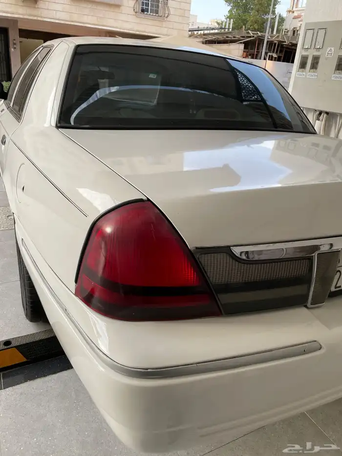 فورد ماركيز 2010 12