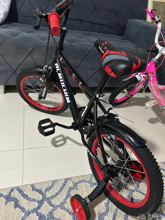 دراجه ولادي وحده بناتي 0