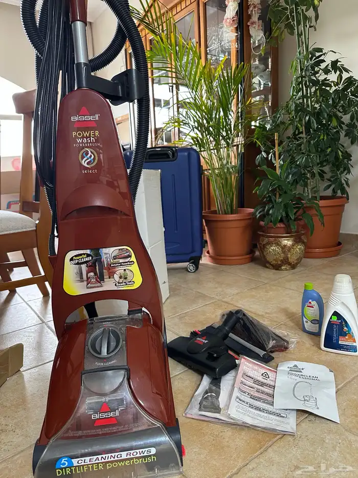 مكتسة بيسل للسجاد والارضيات للبيع بكل ملحقاتها 1