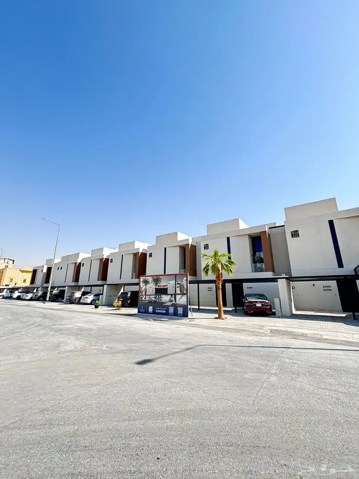 للبيع شقة بتصميم فاخر   مسبح   مصعد   موقف خاص 9