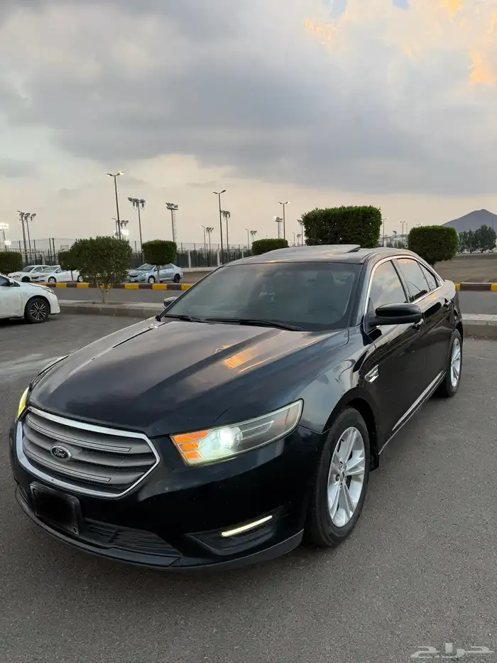 فورد تورس 2015 فل كامل SEL المالك الاول بودي وكاله بصمه 0