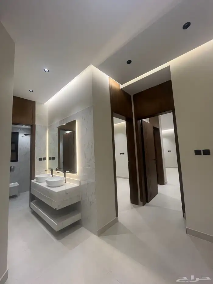 شقق دور ارضى وعلوى للبيع بحى الصفا 9