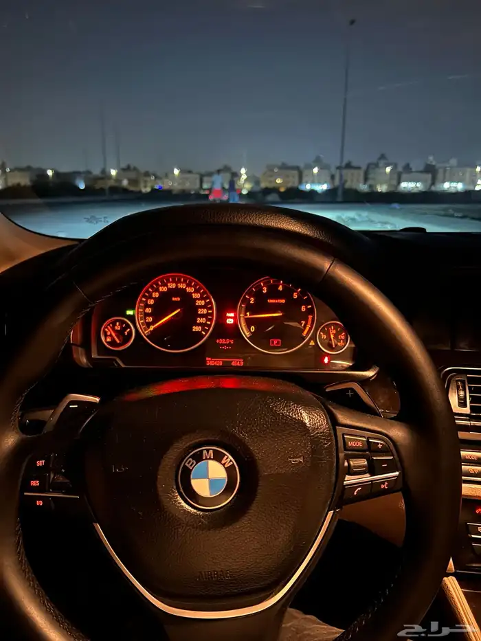 بي ام دبليو الفئة الخامسة 28