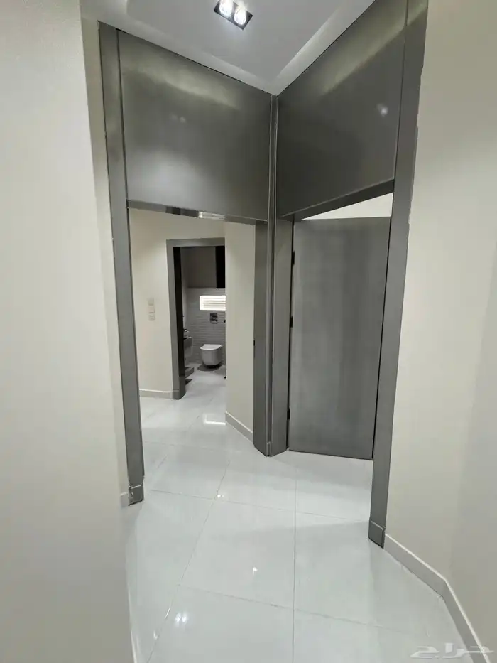 للبيع شقق تمليك علوي مع سطح خاص ومصعد حي المعارض 520 الف 15