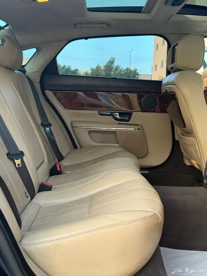 جاكوار XJL Portfolio 2012 فل اطلبية تنفس طبيعي بحالة الوكالة 65