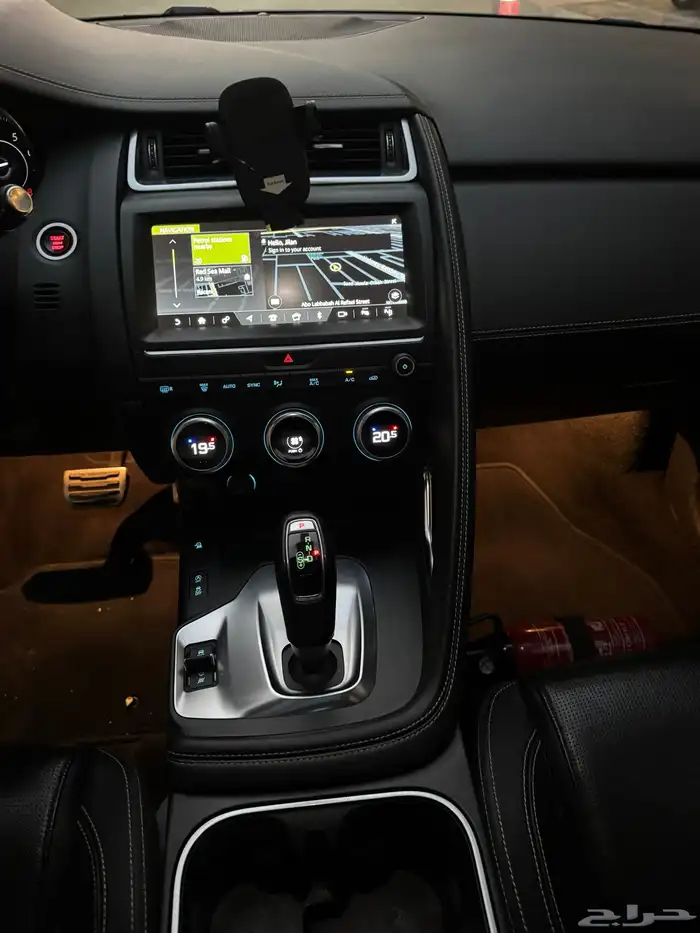 جاكوارEPACE 2018 8