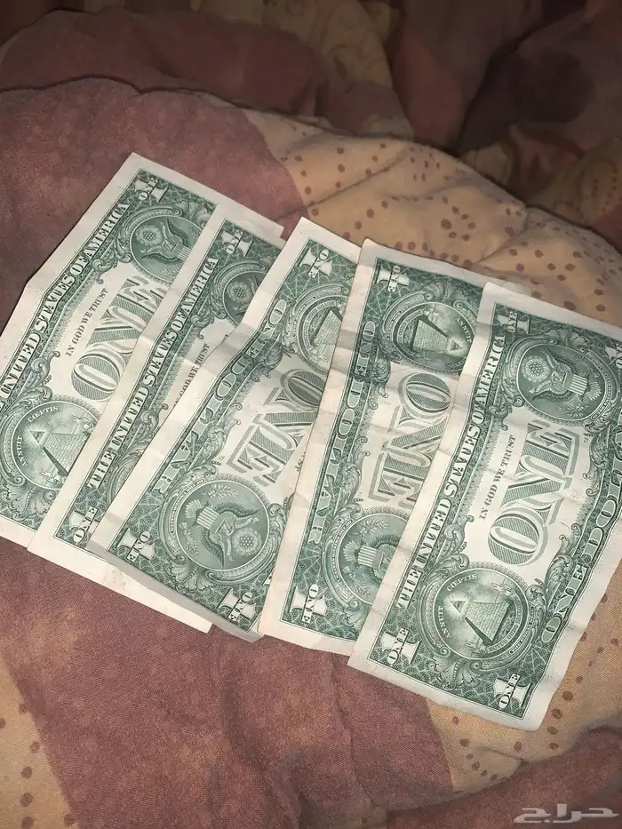 خمس دولارات 1