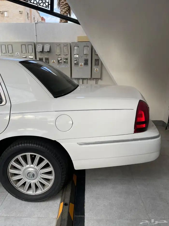 فورد ماركيز 2010 9