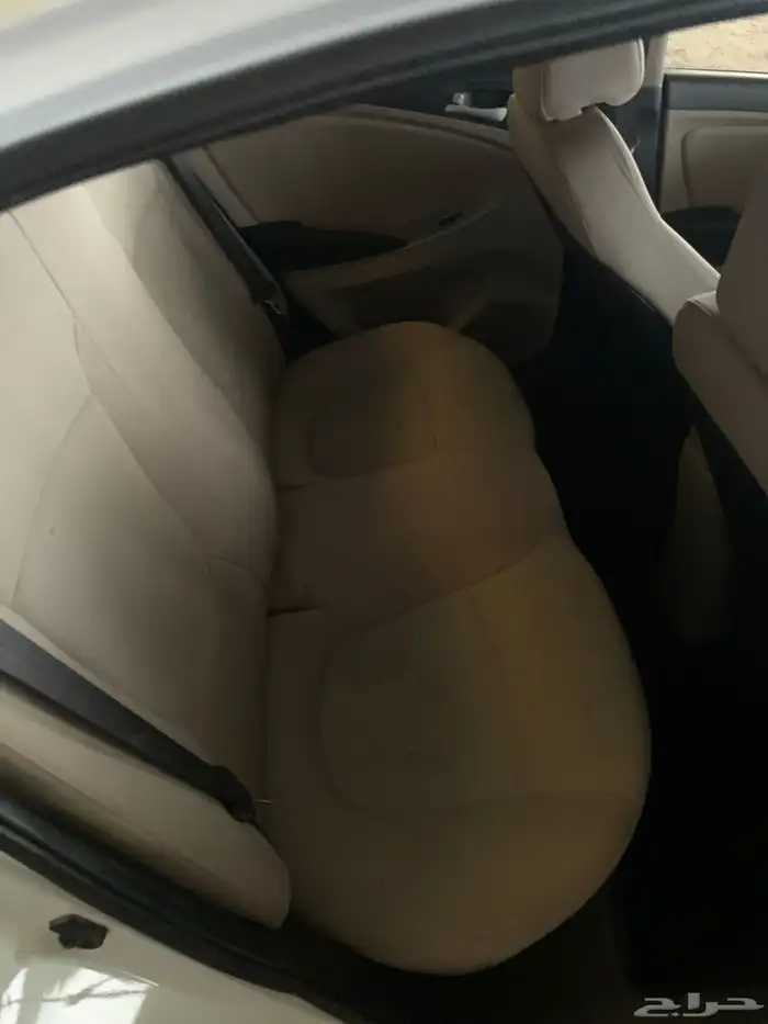 للبيع هيونداي اكسنت 2016 27