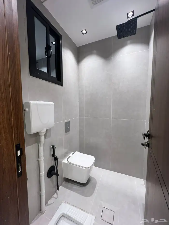 شقق فاخرة بحي الراقي ع شارع 20 شرقي تشطيب vip ب 550 الف 18