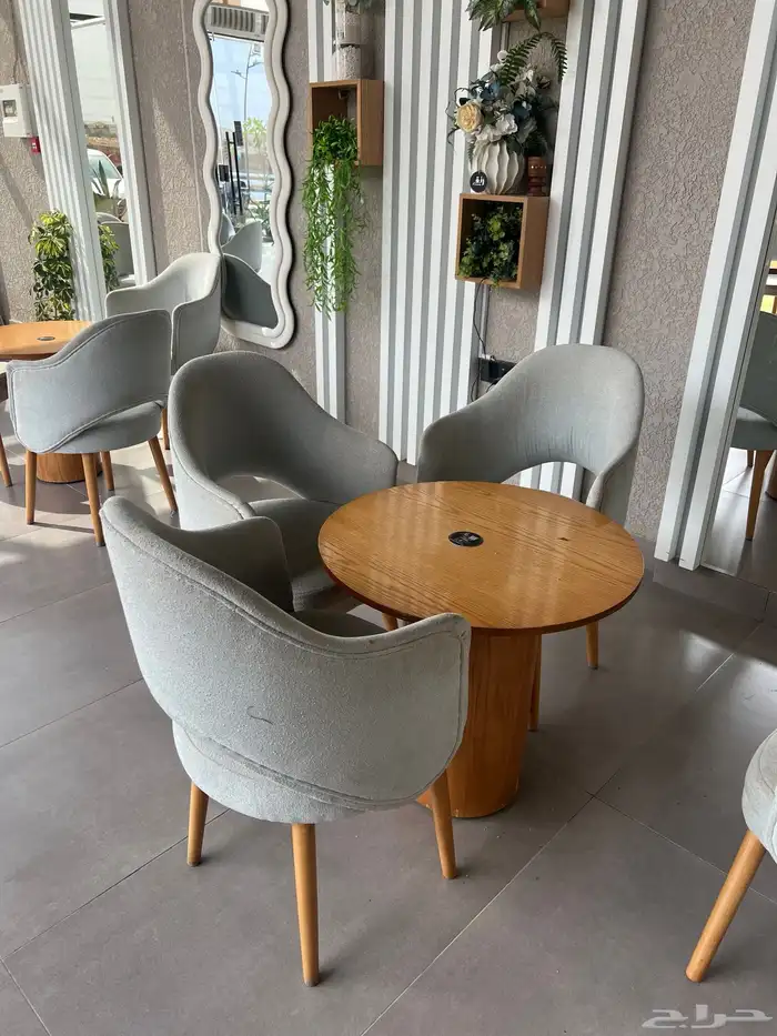 اثاث كافيه طاولات وكراسي 3