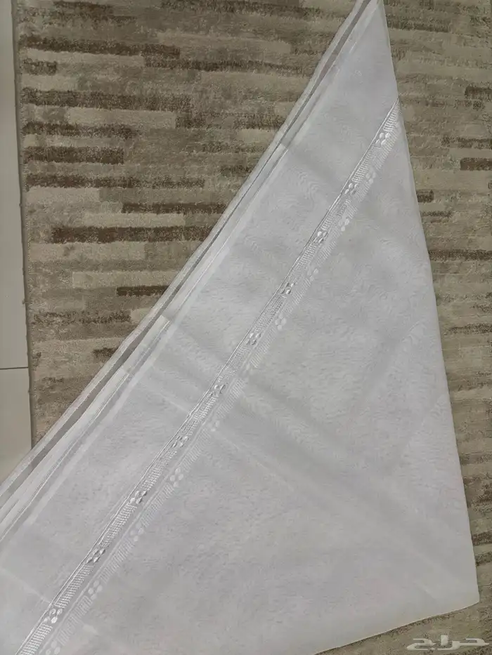 للبيع غترة الرويس تطريز الاصليه اليابانيه 2