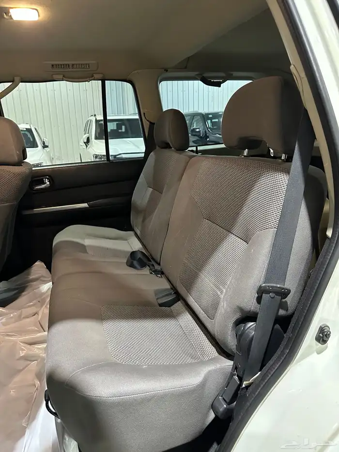 للبيع نيسان فيتك موديل 2014 قير عادي 16