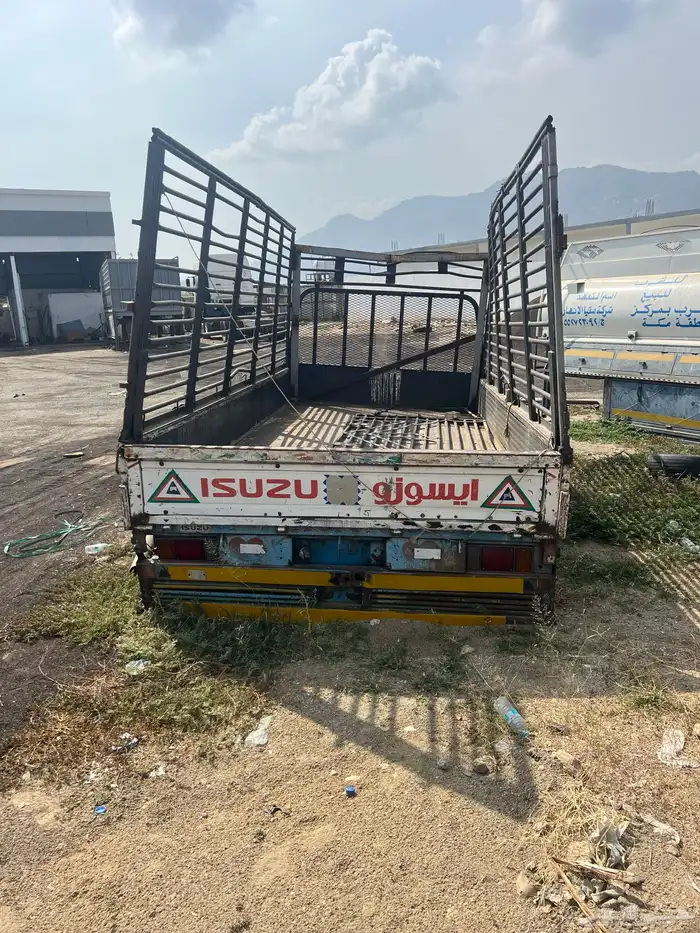 صندوق باخشب 0