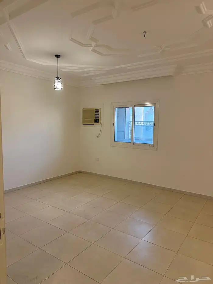 شقة للايجار حي الربوه 14