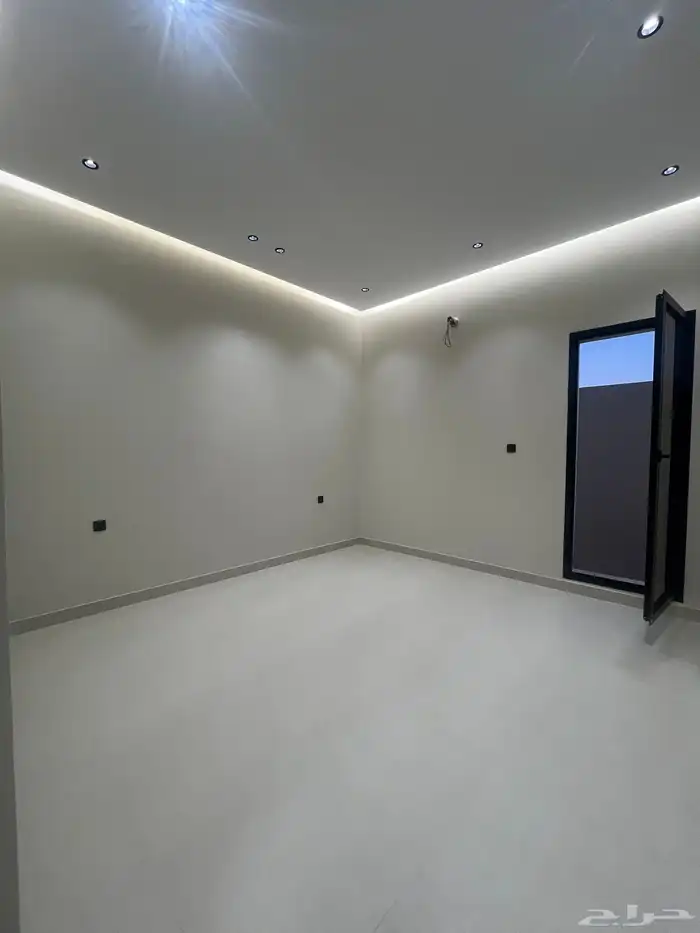 شقق دور ارضى وعلوى للبيع بحى الصفا 7