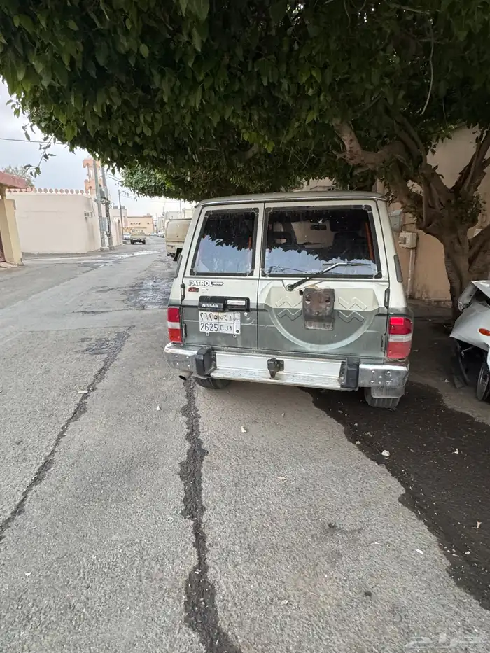 باترول 1991 يحمل لوحه مميزه 2