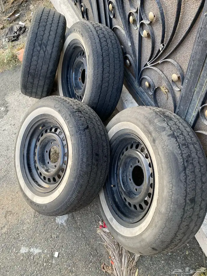 جنوط ددسن مرسيدس بكفراتها نضيفه 0