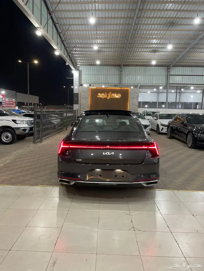 كيا كي8 موديل 2022 فل كامل 6