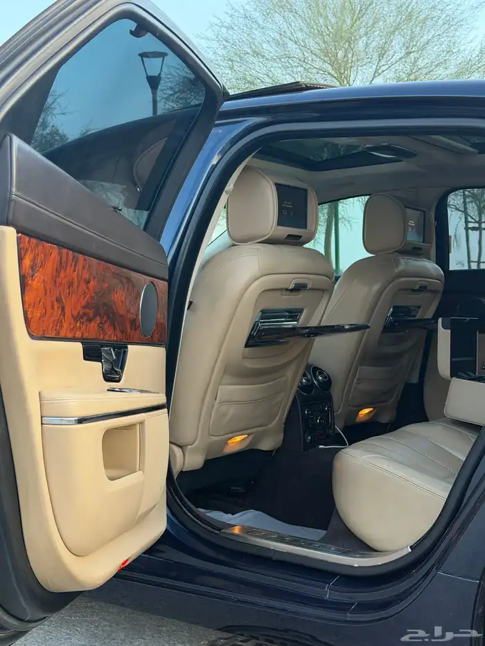 جاكوار XJL Portfolio 2012 فل اطلبية تنفس طبيعي بحالة الوكالة 62