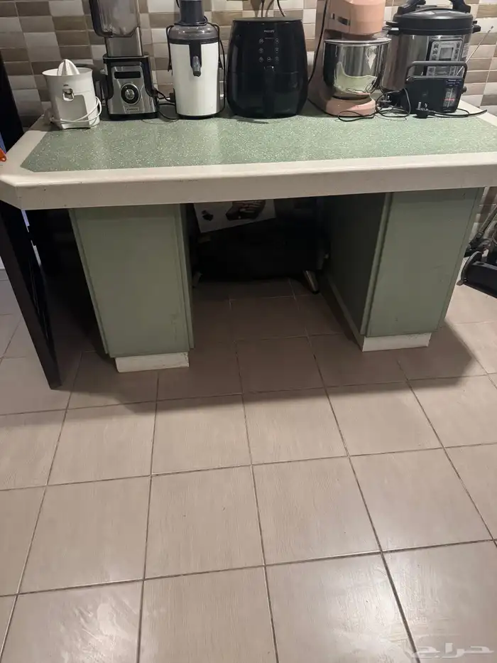 مطبخ مع الاجهزه 4