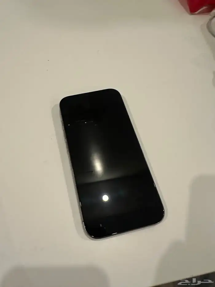 ايفون 15 برو تيتانيوم 256 نظيييف 4