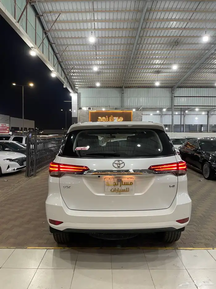 فورتشنر موديل 2023 (6سلندر) 7