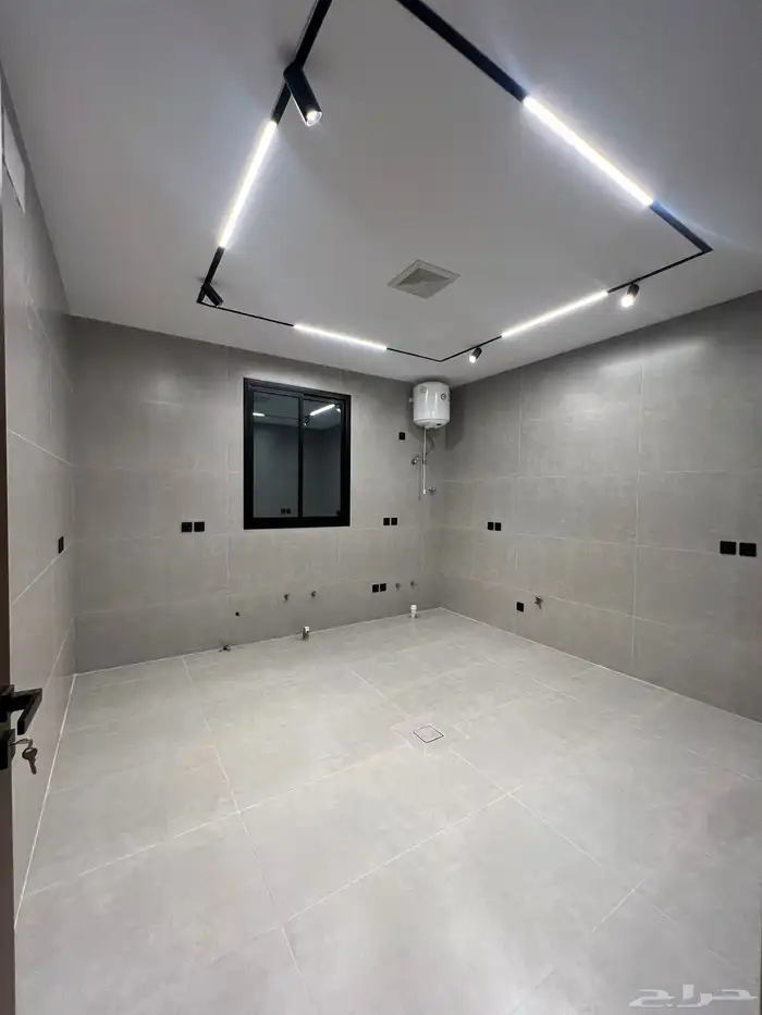 شقق فاخرة بحي الراقي ع شارع 20 شرقي تشطيب vip ب 550 الف 9