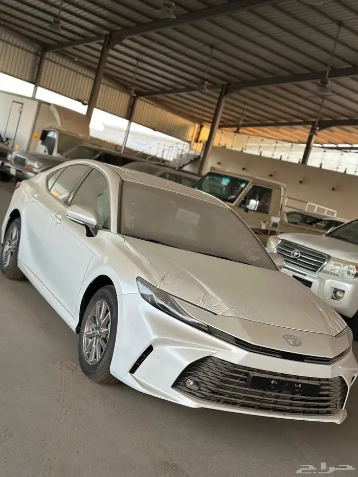 للبيع كامري 2025 ستاندر اصفار 1